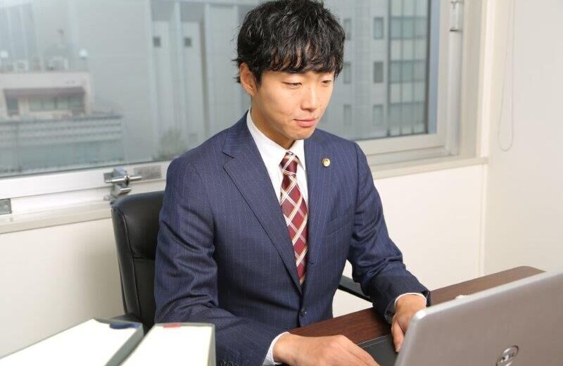 仕事中の呉先生